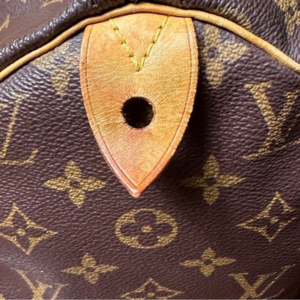 AUTHENTIC Louis Vuitton Speedy 30 bag/purse. Monogram canvas. - Picture 9 of 14